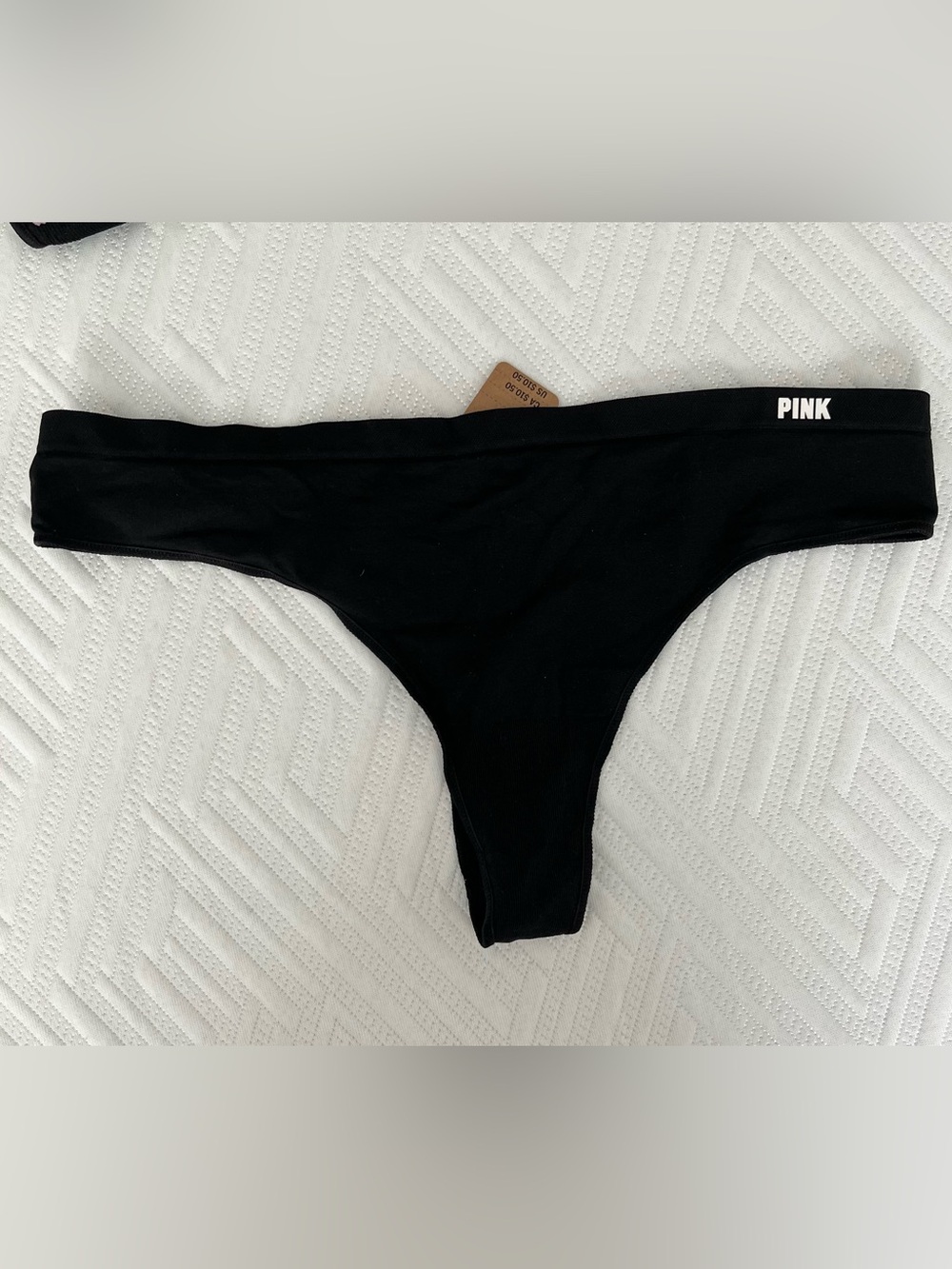 PINK Victoria's Secret Black Seamless Thong Panty, Large